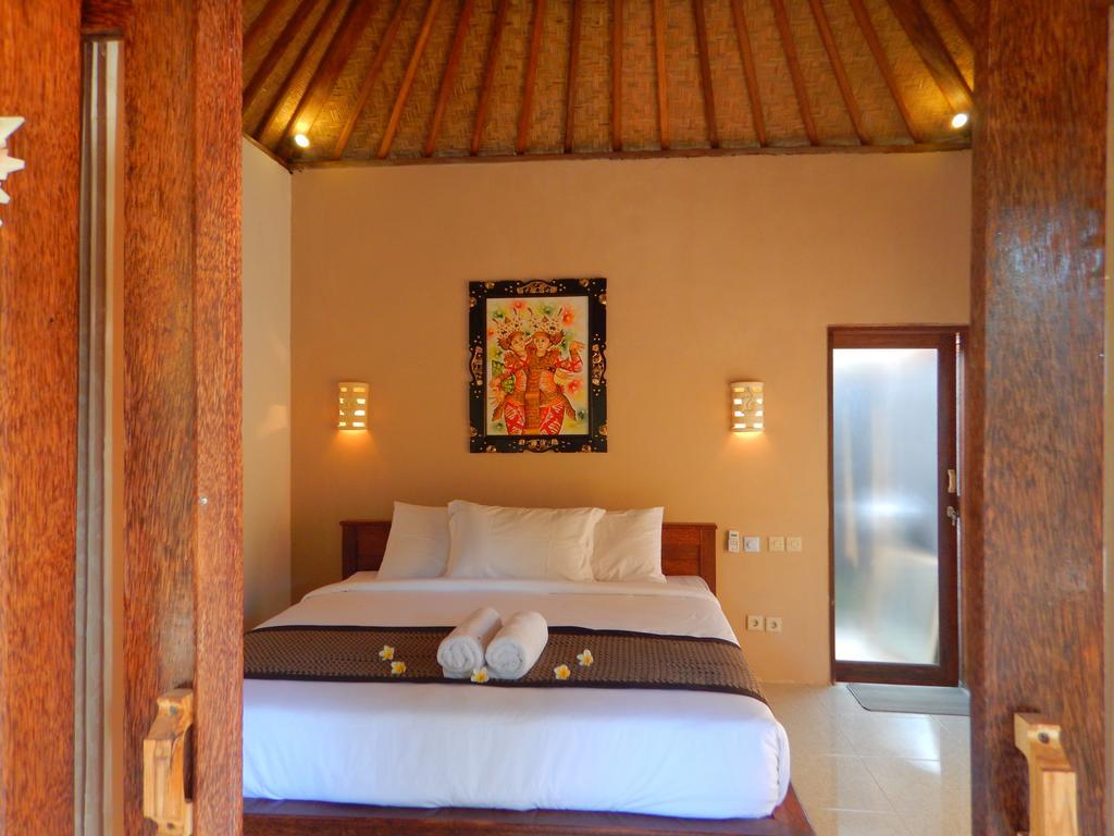 Menjangan View Bed and Breakfast Banyuwedang Buitenkant foto