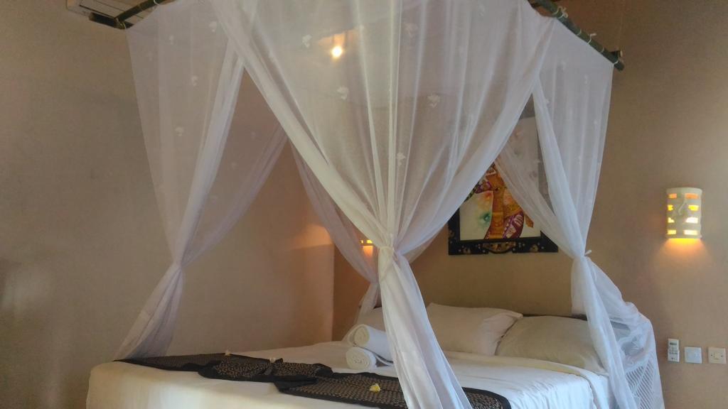Menjangan View Bed and Breakfast Banyuwedang Buitenkant foto